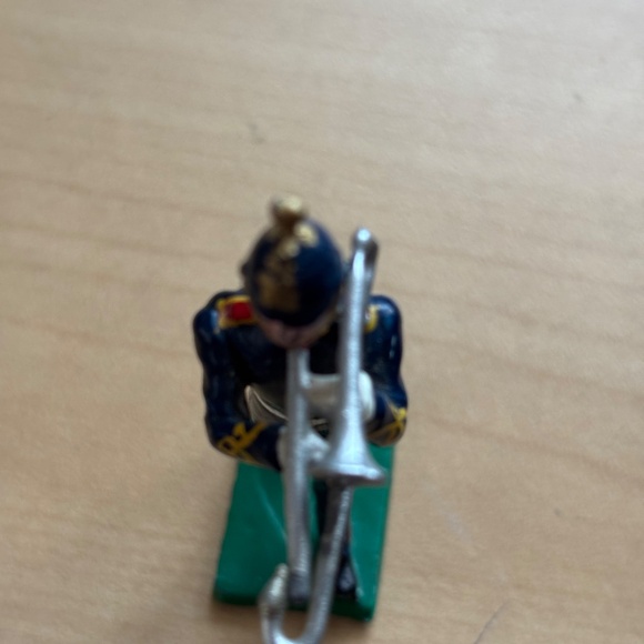 Two Lead Soldiers in Marching Band - Picture 5 of 5